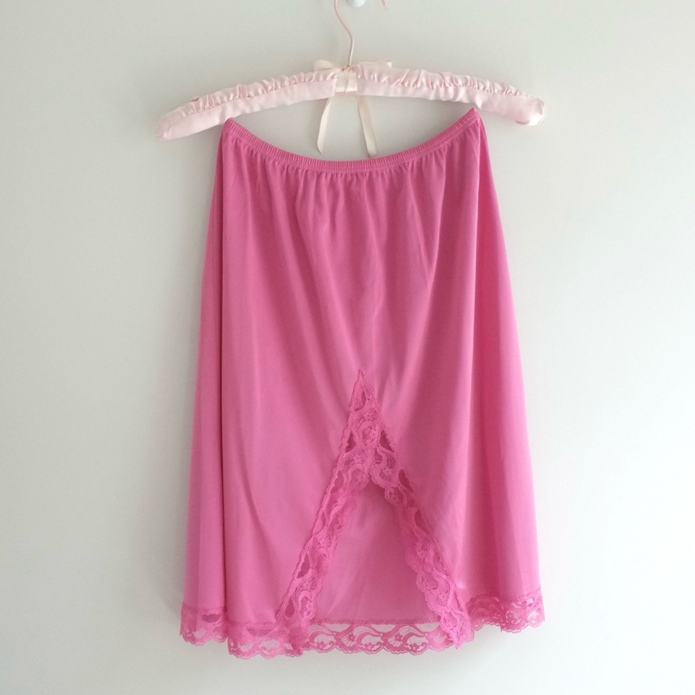 1970s Vanity Fair Pink Lace Slip Skirt